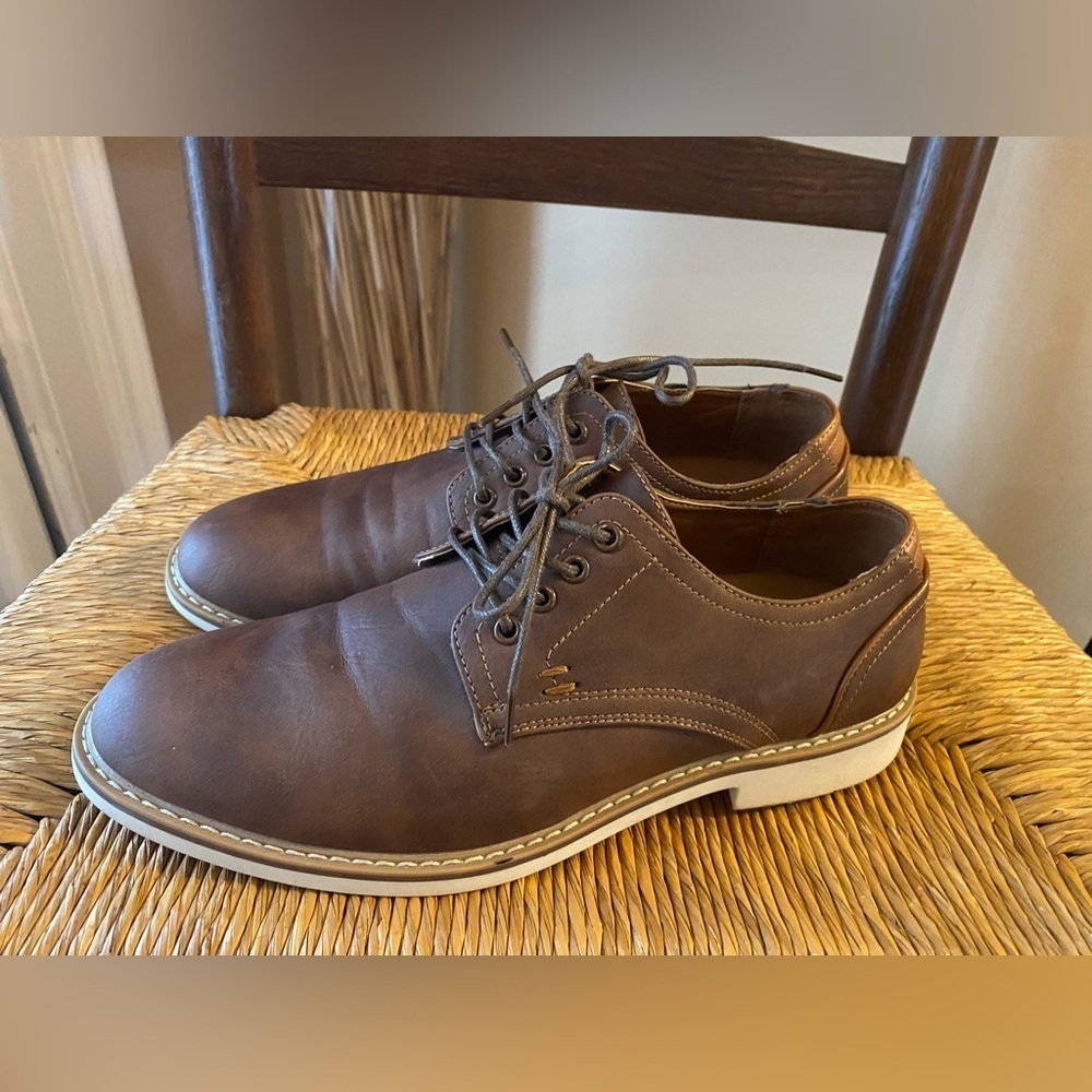 Softmoc  B&B Jamie Lace Up Casual Oxford Size 8 Men’s dress shoes work brown
